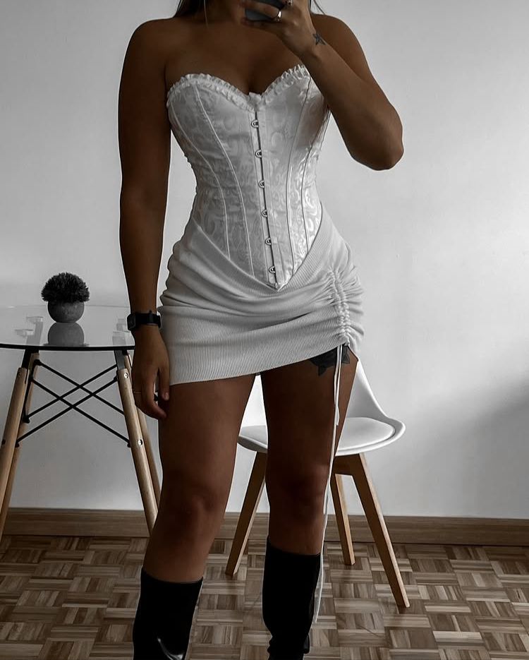 CORSÉ VICTORIANO