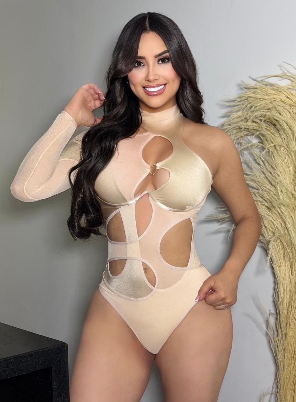 BODY HOLLY